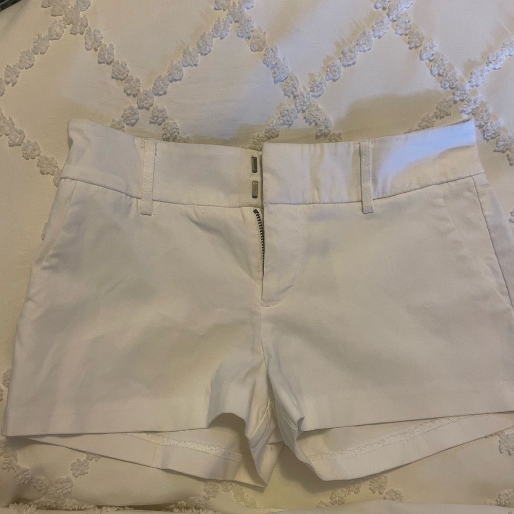 Guess shorts xs